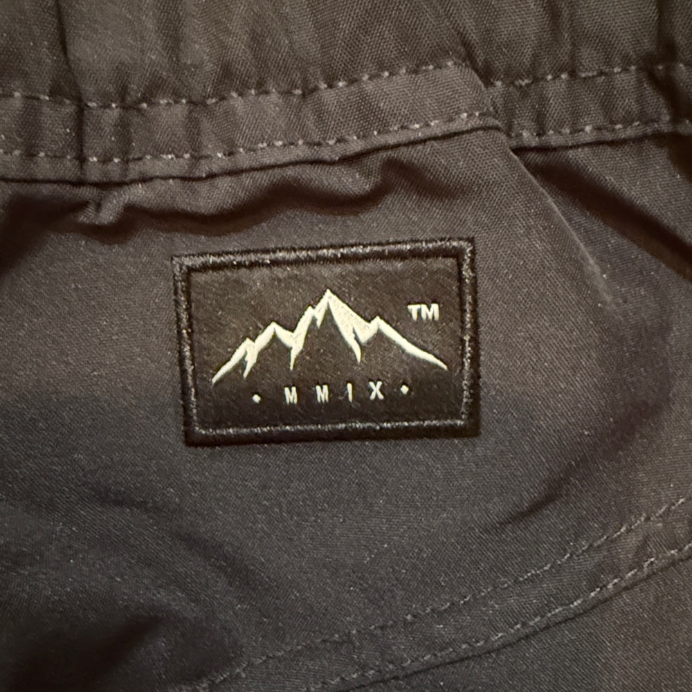 Dope Men’s Blizzard Black Snowboard Pants, Small - Picture 4 of 7